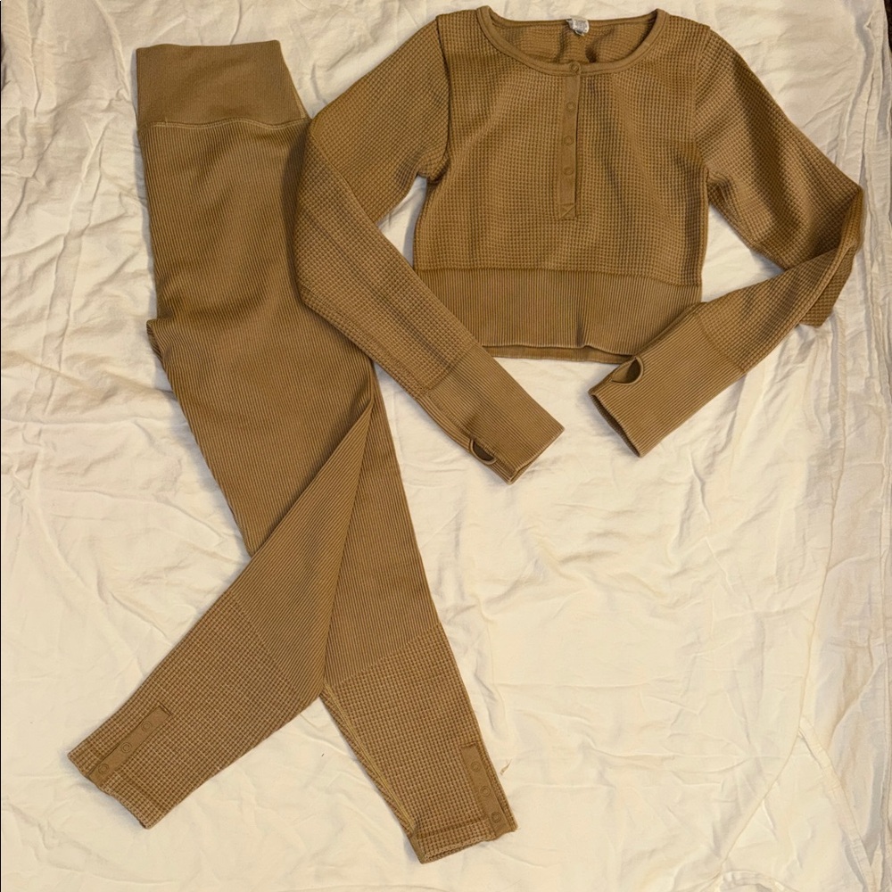 Aerie Brown Leggings and Top Set
